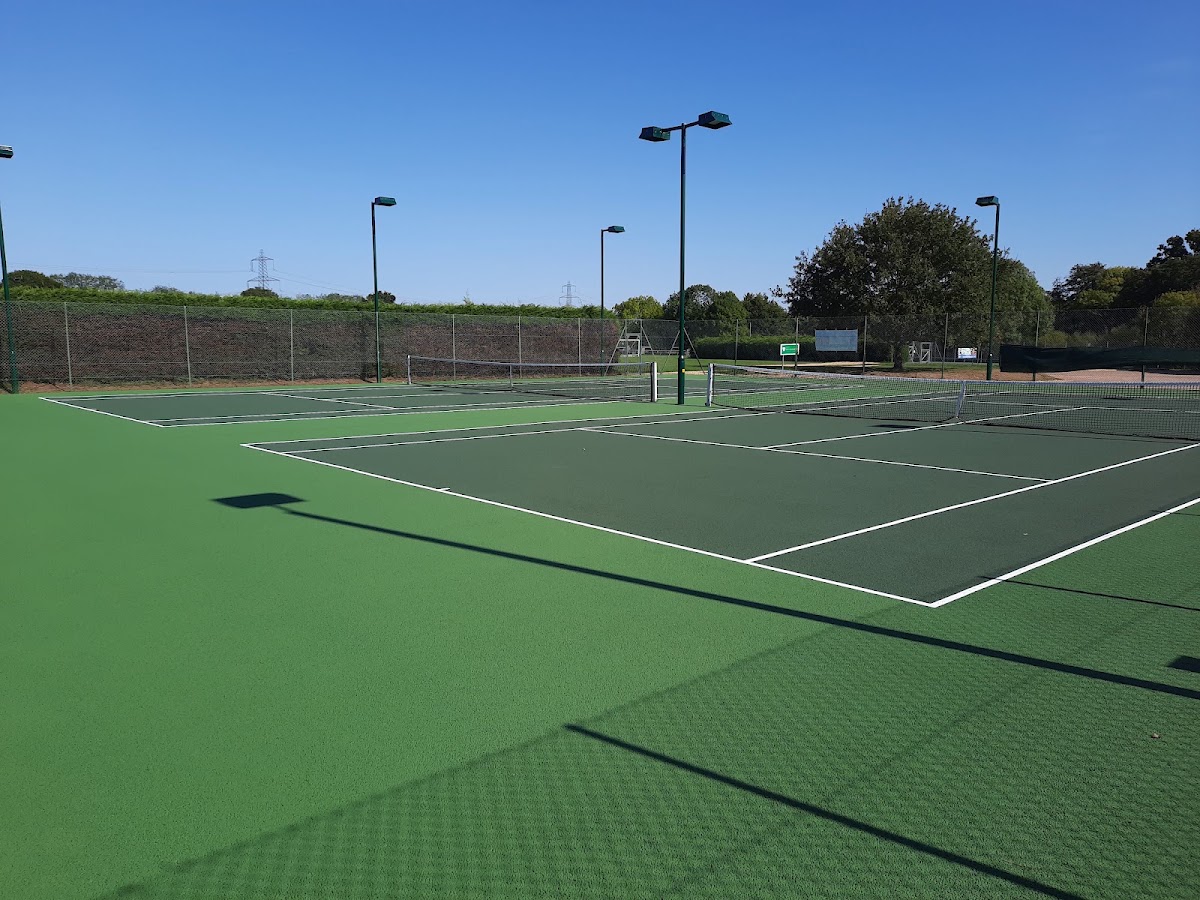 Wellow Tennis Club - Photo 1