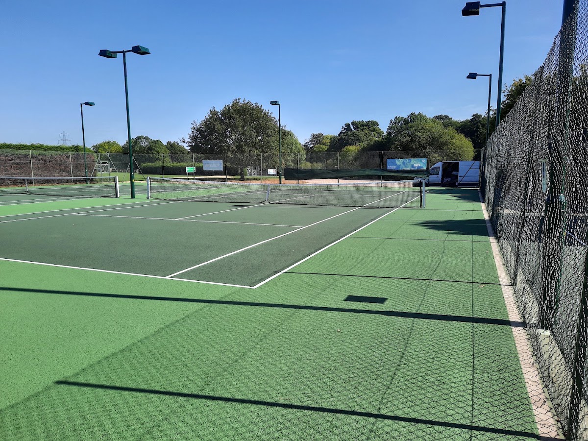 Wellow Tennis Club - Photo 3