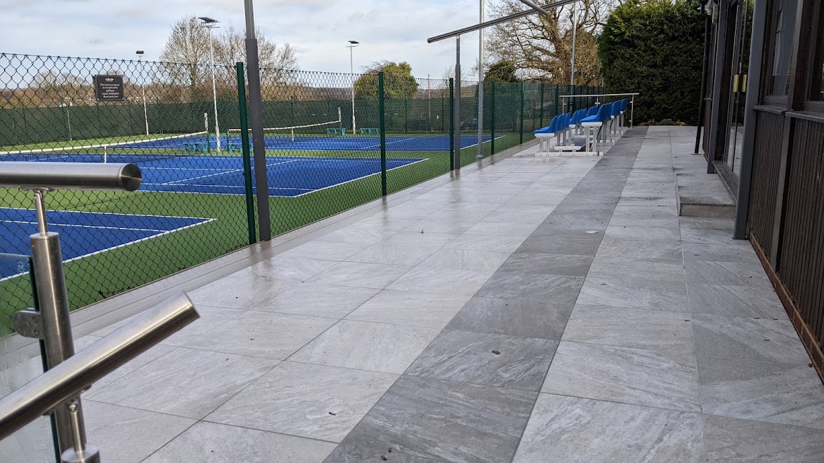 Welwyn Tennis Club - Photo 2
