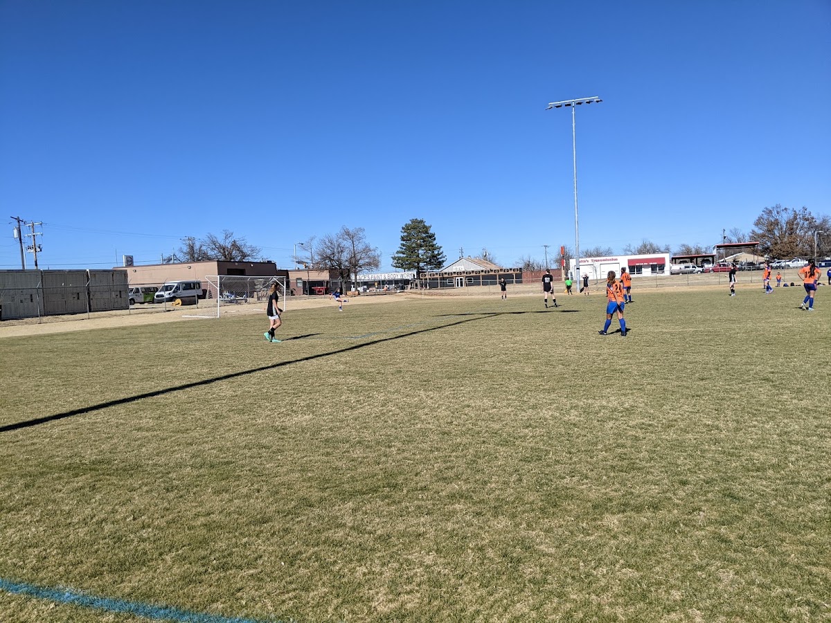 Wendel Whisenhunt Sports Complex - Photo 1