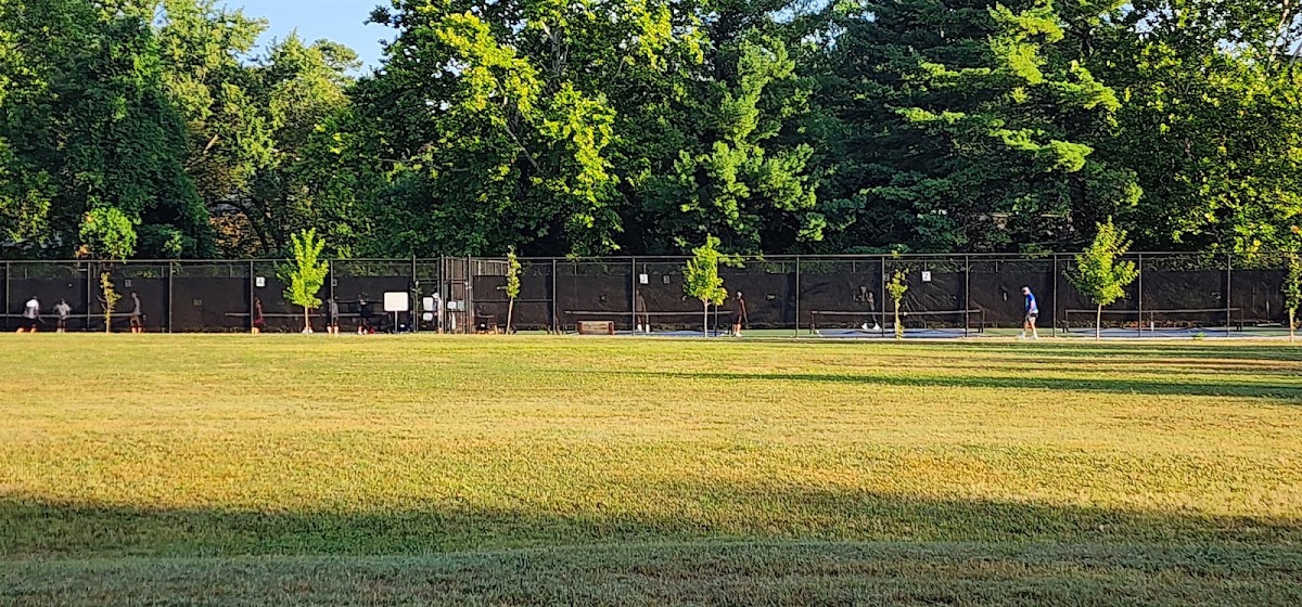 West Hills Pickleball Courts - Photo 2