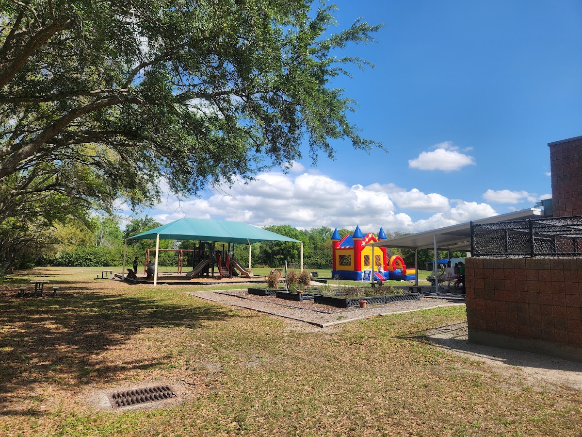Westchase Park & Recreation Center - Photo 3
