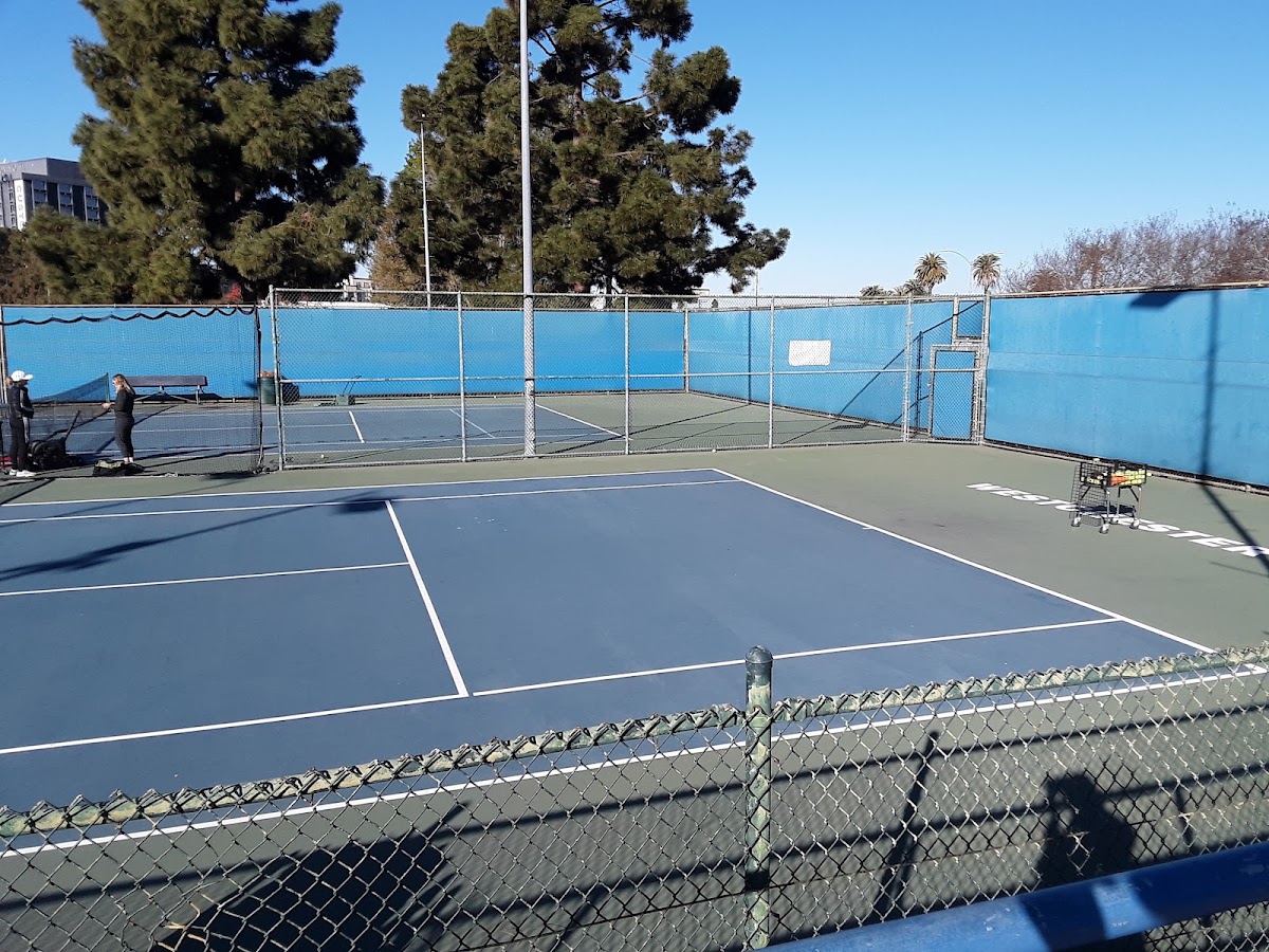 Westchester Tennis Center (LA Tennis) - Photo 1