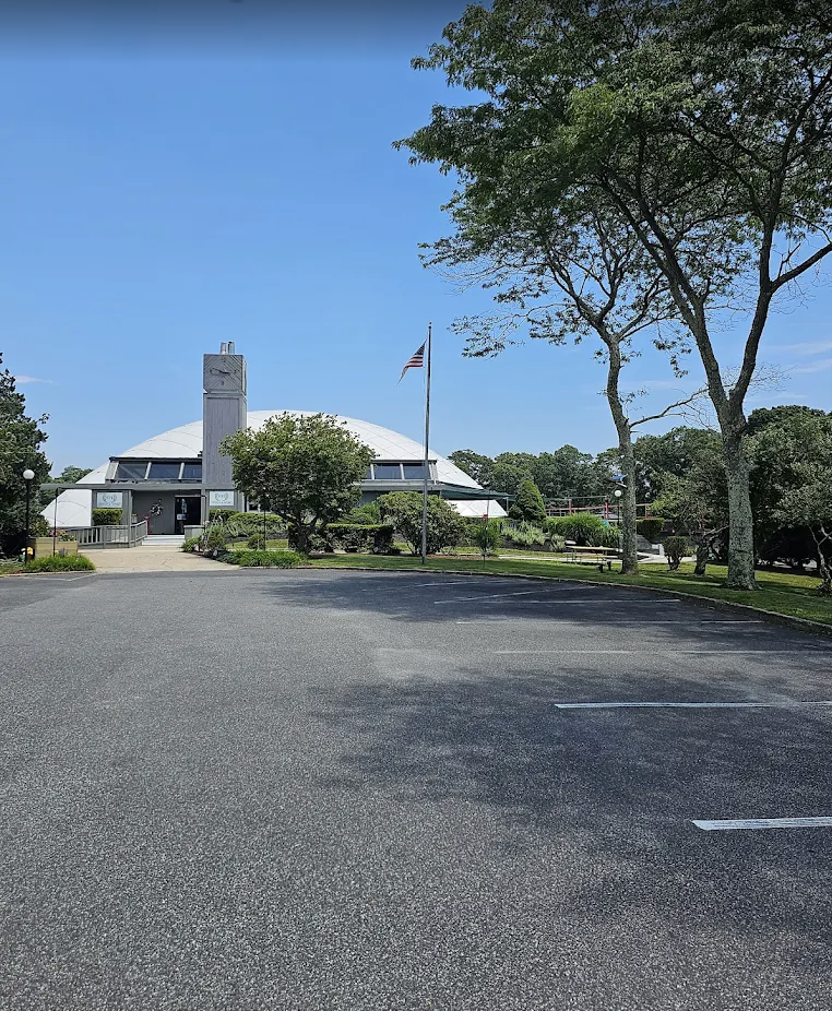 Westhampton Beach Tennis & Sport - Photo 1