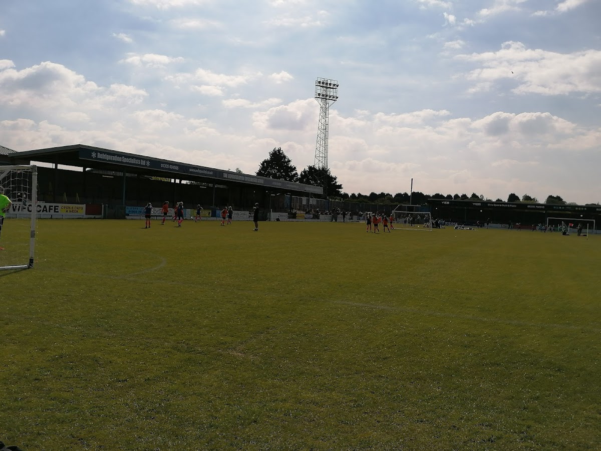 Weymouth Football Club - Photo 2