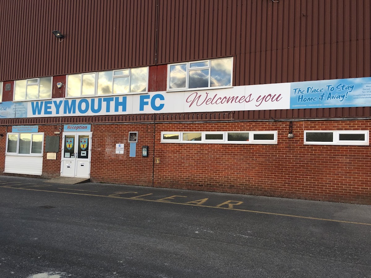 Weymouth Football Club - Photo 3