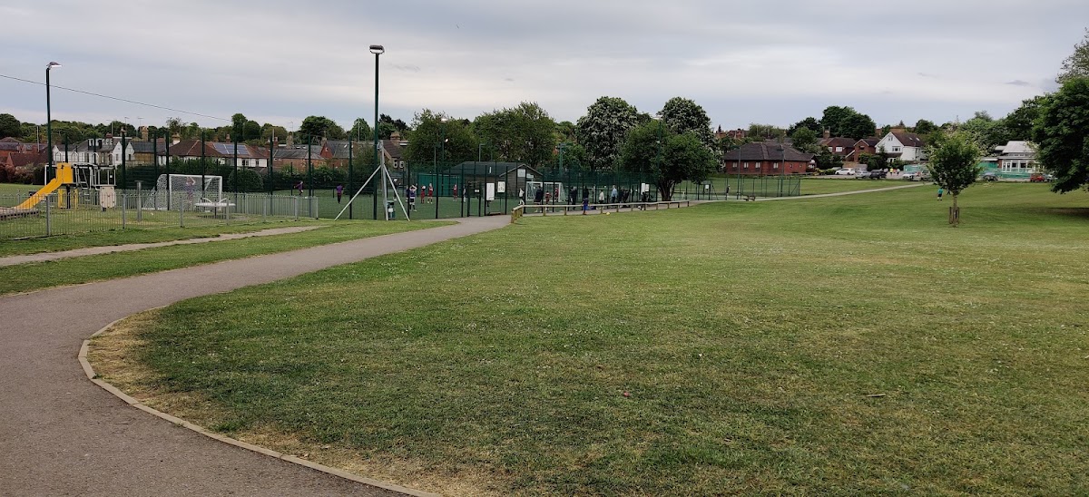 Wheathampstead Lawn Tennis Club - Photo 2