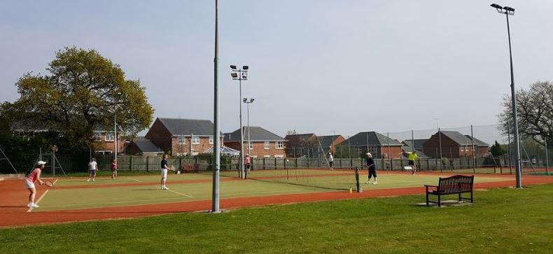 Whitkirk Tennis Club - Photo 2