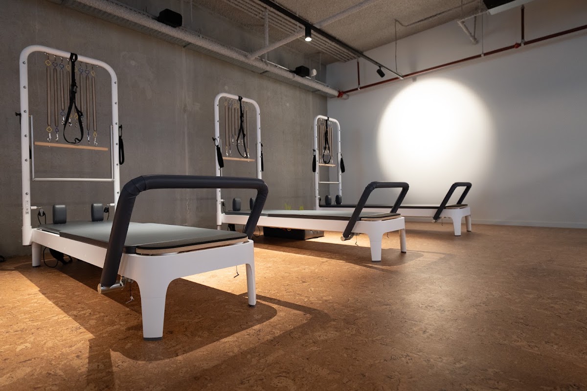 Wijs Health - Pilates Amsterdam Noord - Photo 1