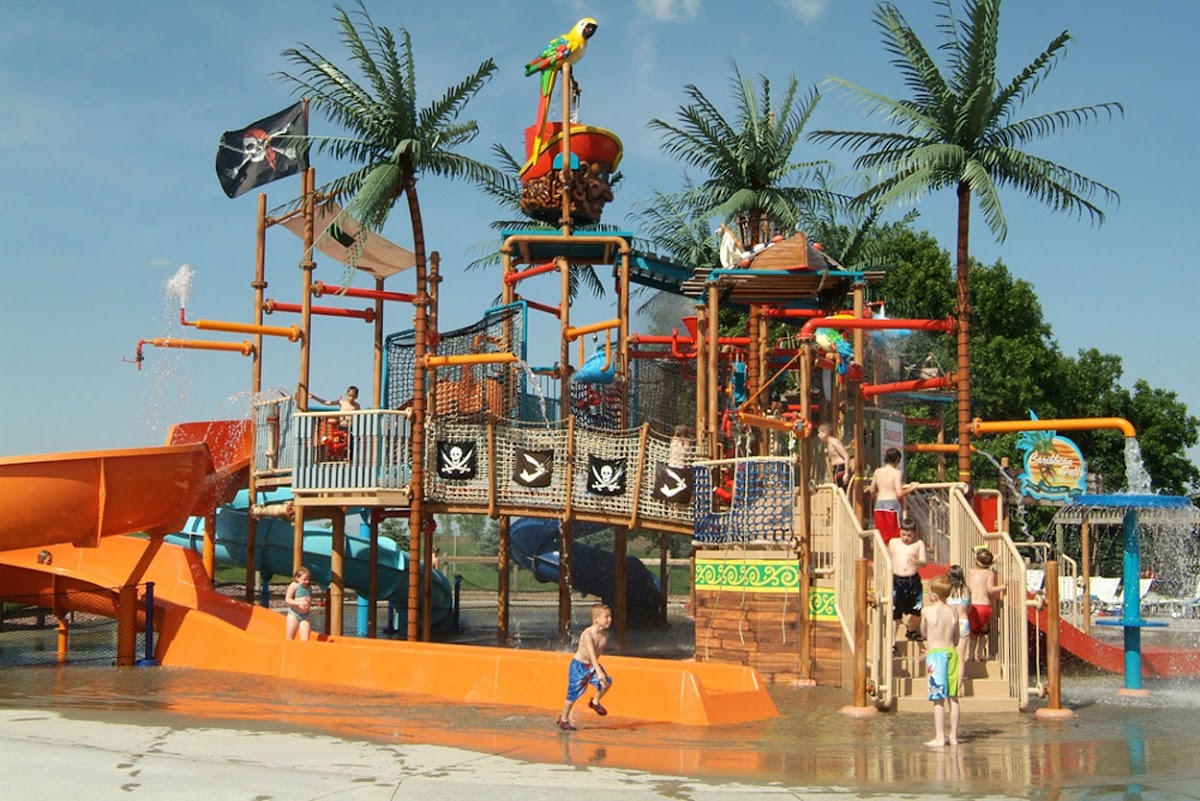 Wild Water West Waterpark and Flamingo Falls Campground - Photo 3