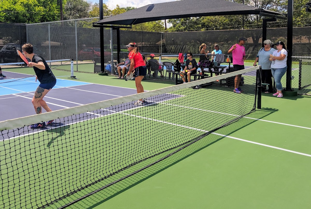 Windcrest Tennis Center - Photo 1