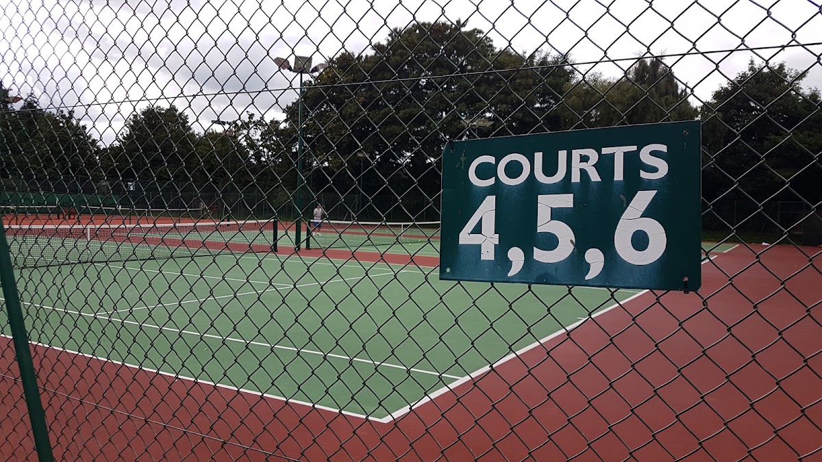 Windsor Lawn Tennis Club - Photo 3