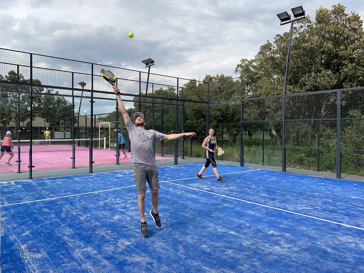 Winwin Padel Club Des Haut De Nimes