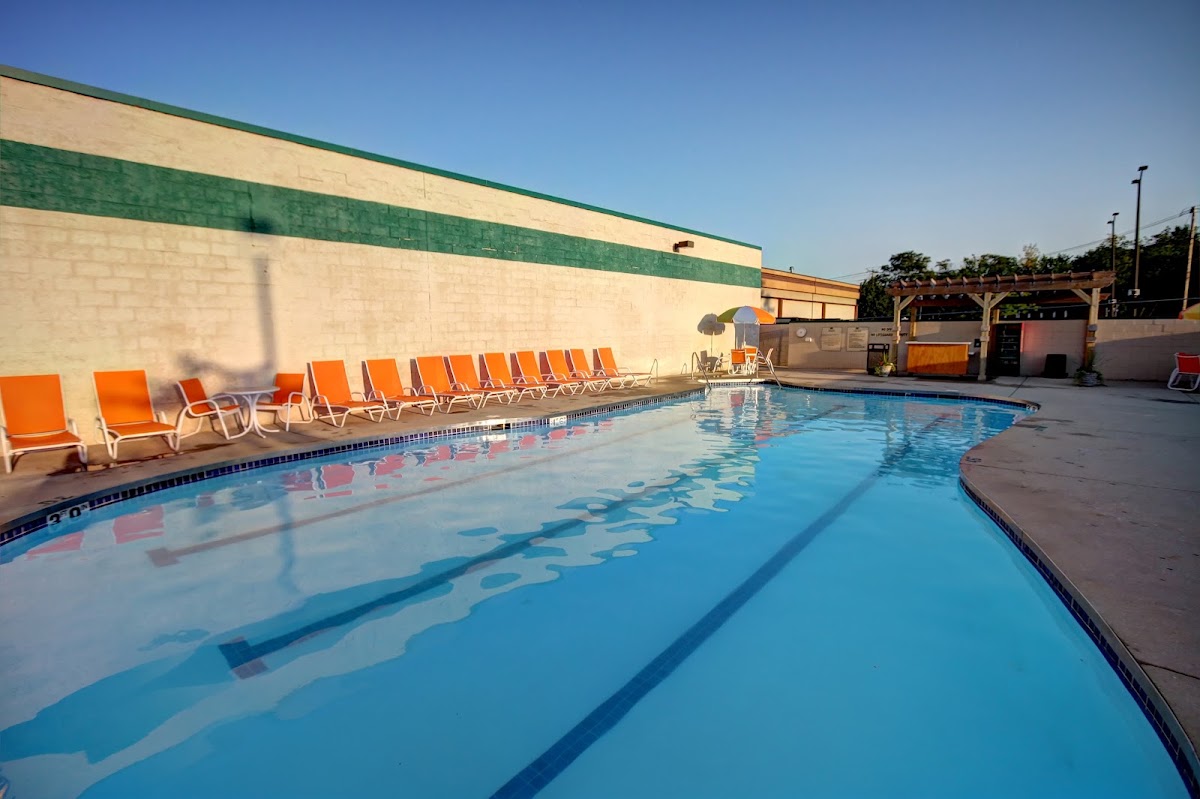 Wisconsin Athletic Club | Greenfield - Photo 3