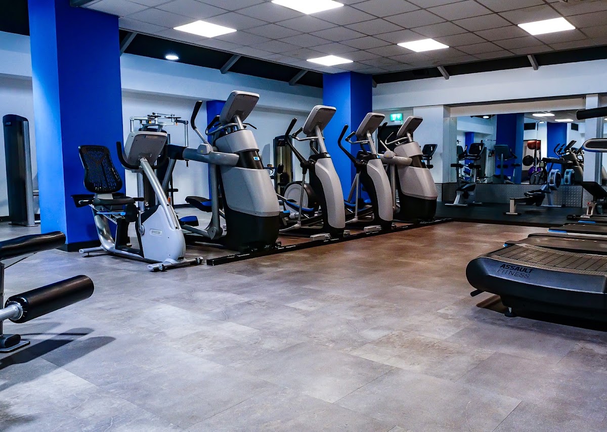 Wonford Sports Centre - Photo 2