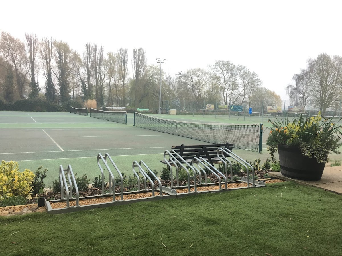 Woodbridge Tennis Club - Photo 1
