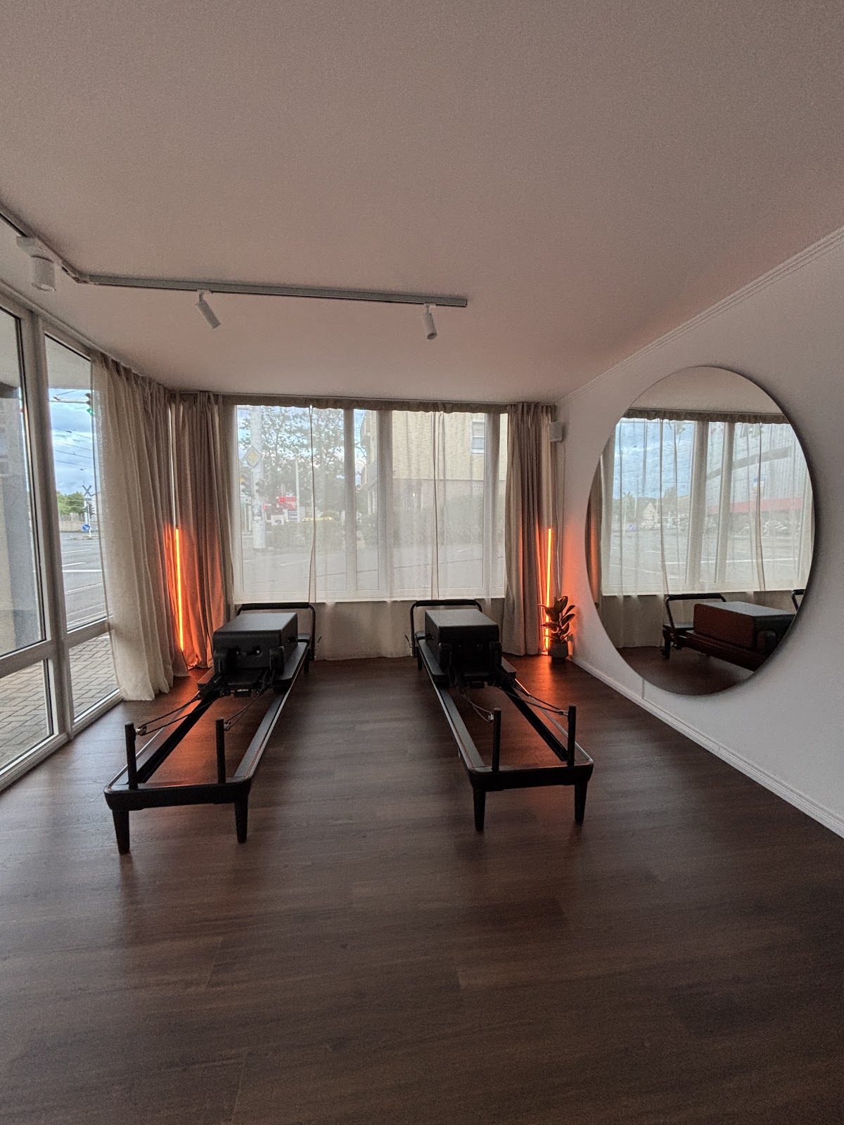 WYNA Reformer Pilates Club - Photo 2