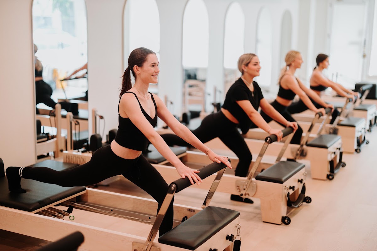 YA FIT PILATES STUDIO - Photo 1