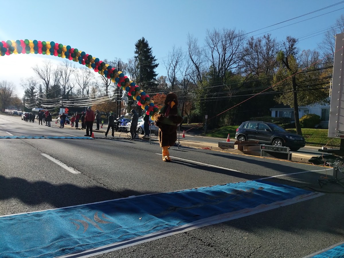 YMCA Bethesda-Chevy Chase - Photo 2
