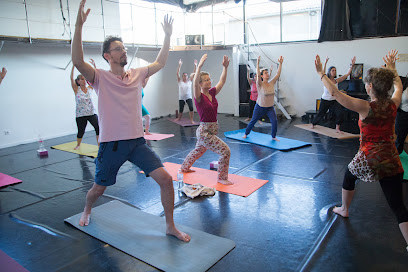 Yoga Svadhyaya - Photo principale