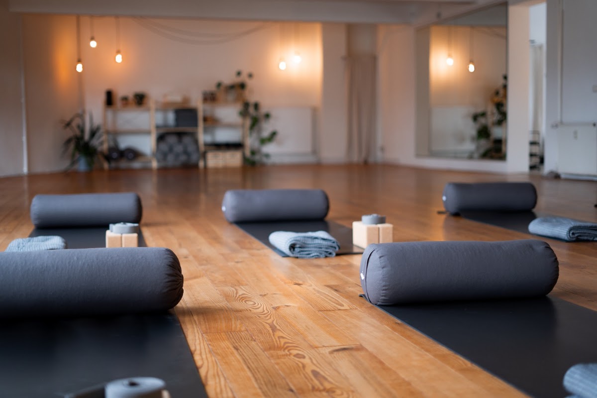 YOMO Yoga & Movement Studio - Photo 2