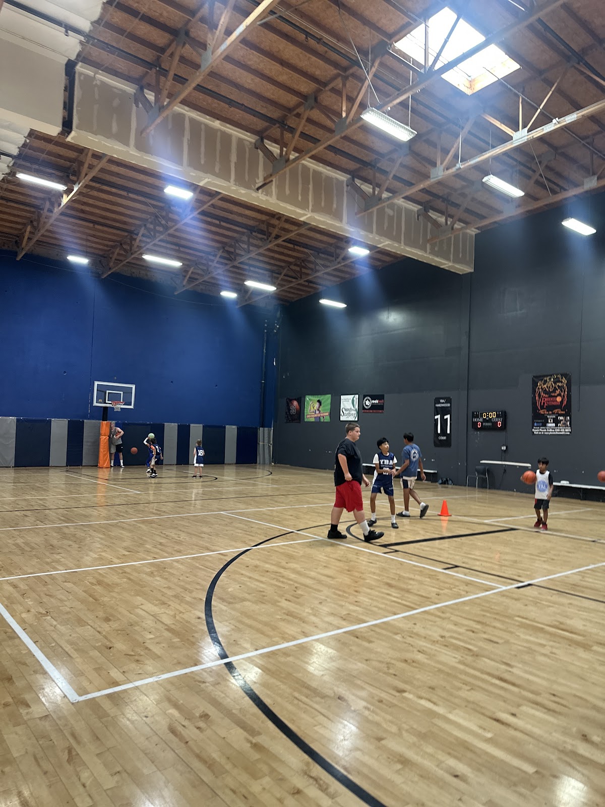 Youth Basketball Academy - Photo 1