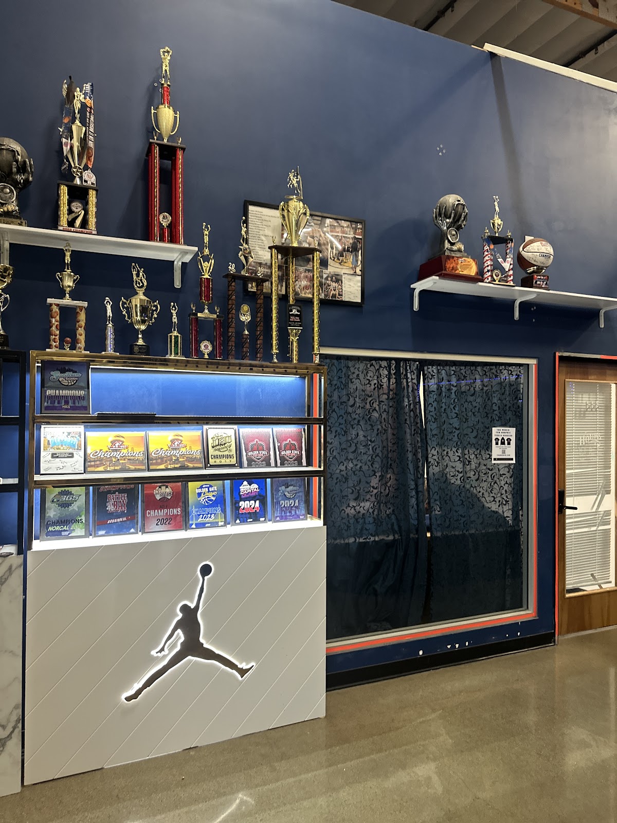 Youth Basketball Academy - Photo 2