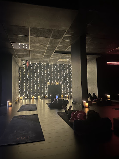 YUJ YOGA STUDIO BOULOGNE - Photo principale