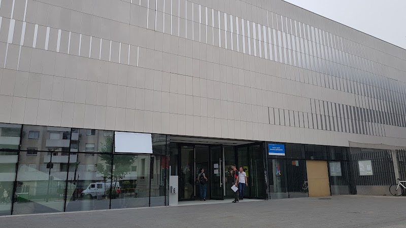 Centre Sportif Micheline Ostermeyer - Photo 4