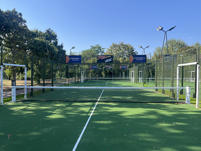Urban Padel - Club de Padel Puteaux-Ile - Photo principale