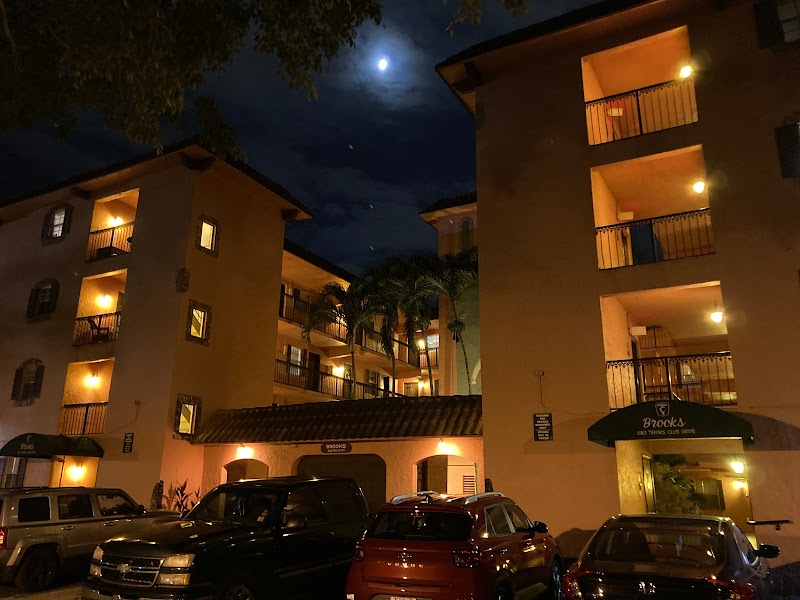 Tennis Club Brooks Condominium Association - Photo principale