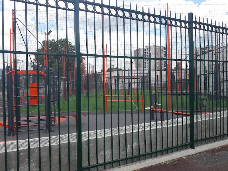 Stade urbain Larbi Benboudaoud - Photo 4