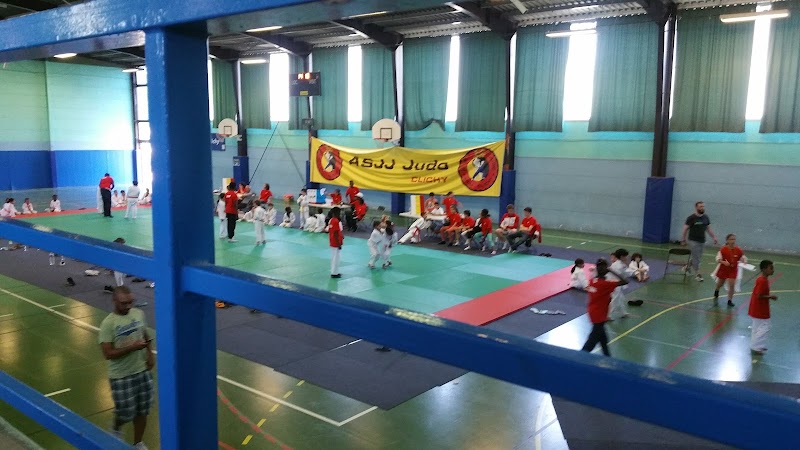 Gymnase Léo Lagrange