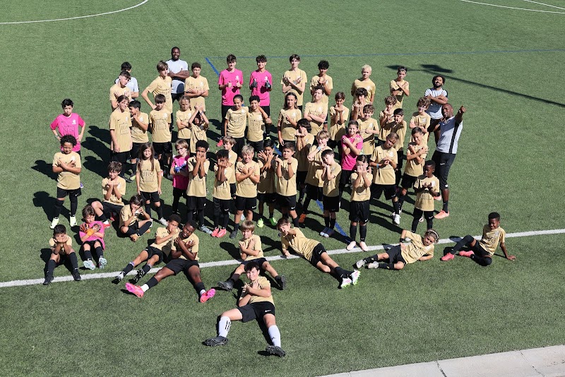 Z.E. Football Academy - Photo 4