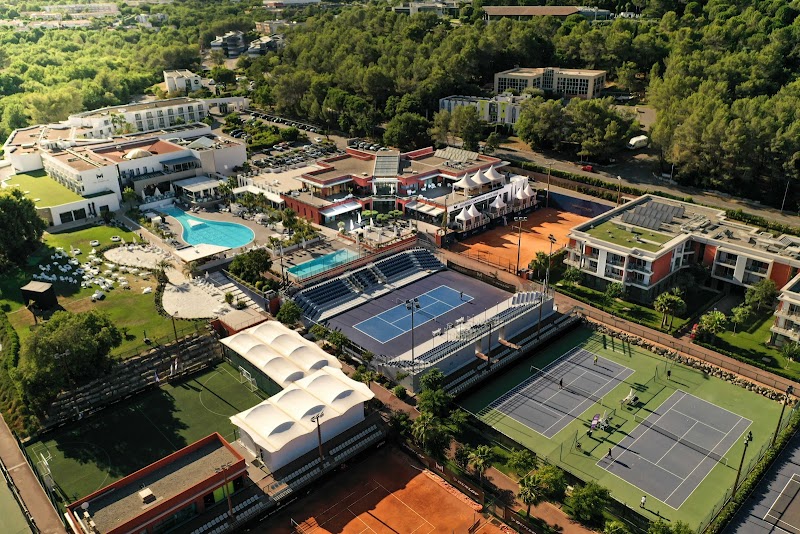 Mouratoglou Tennis Academy - Photo principale
