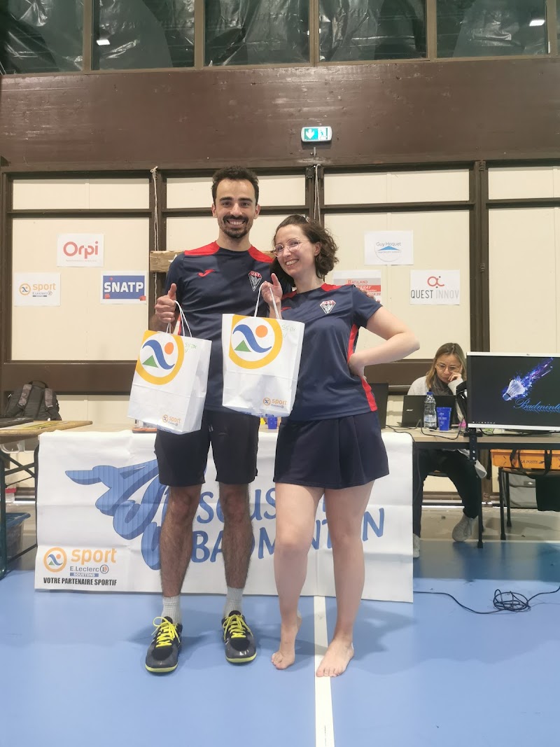 US TYROSSE BADMINTON - Photo principale