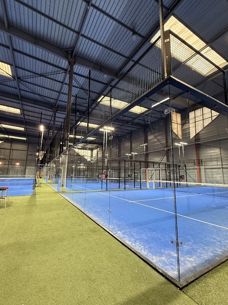 B14 - club de Padel, Badminton et Pickleball